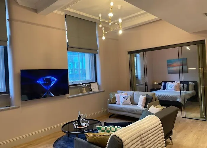 Chic City Suite